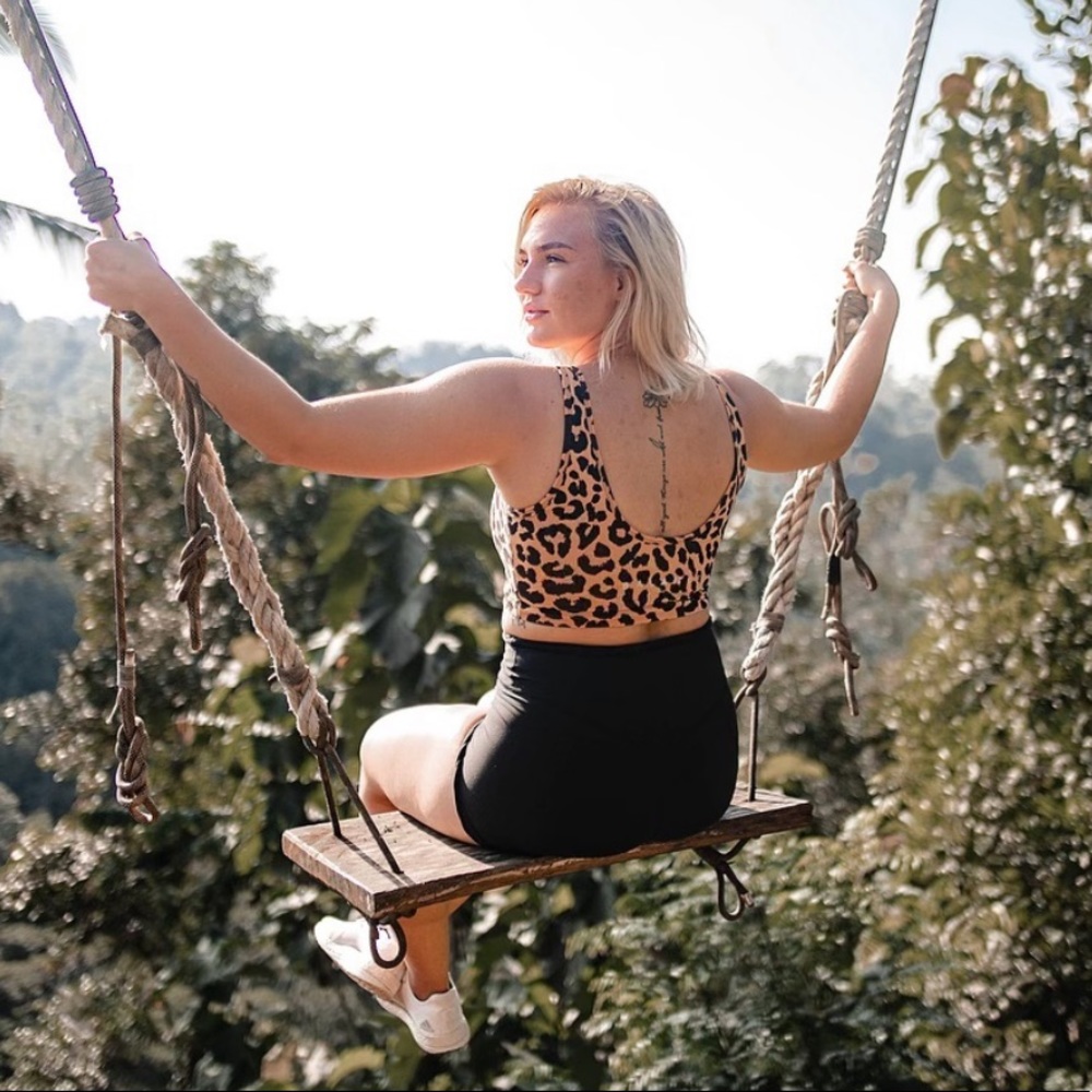 BALANCE ATHLETICA King Leopard Sports Bra